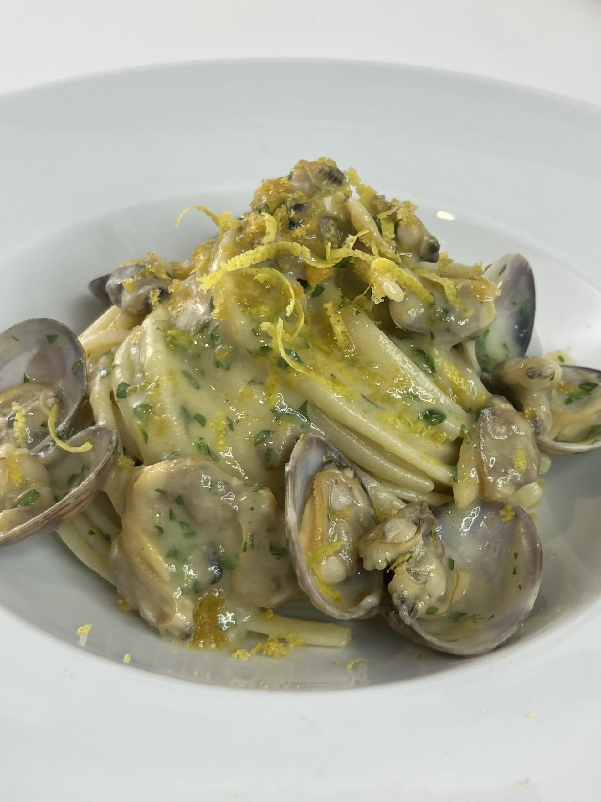 spaghetti-aux-palourdes-poutargue-zestes-de-citron