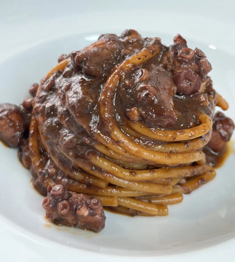 spaghettoni-ragu-al polpo