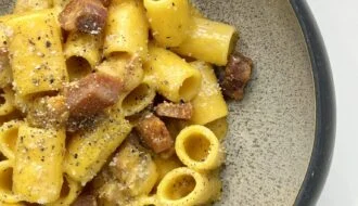 mezzi-rigatoni-carbonara