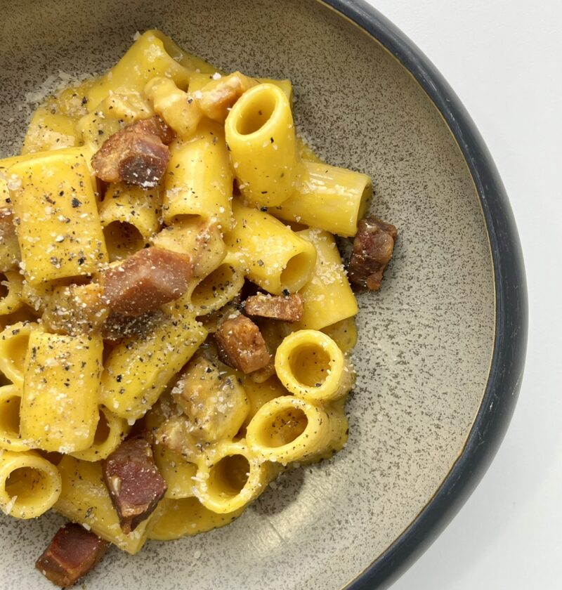 mezzi-rigatoni-carbonara