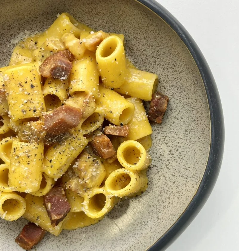 mezzi-rigatoni-carbonara