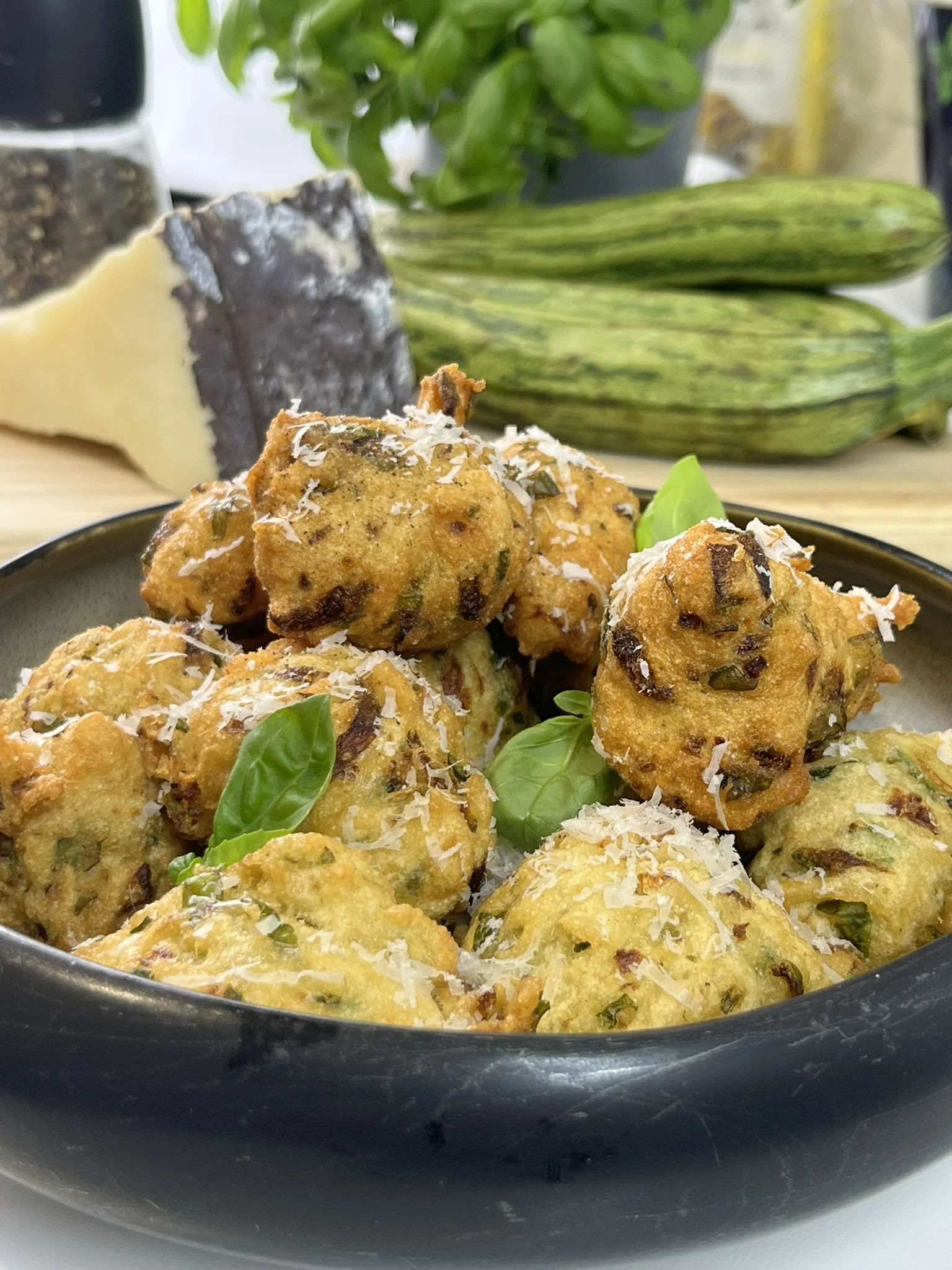 beignets-de-courgette-basilic