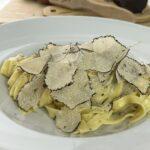 Tartare œuf poché et truffe d’été