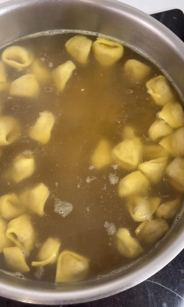 bouillon-de-volaille-clarifié