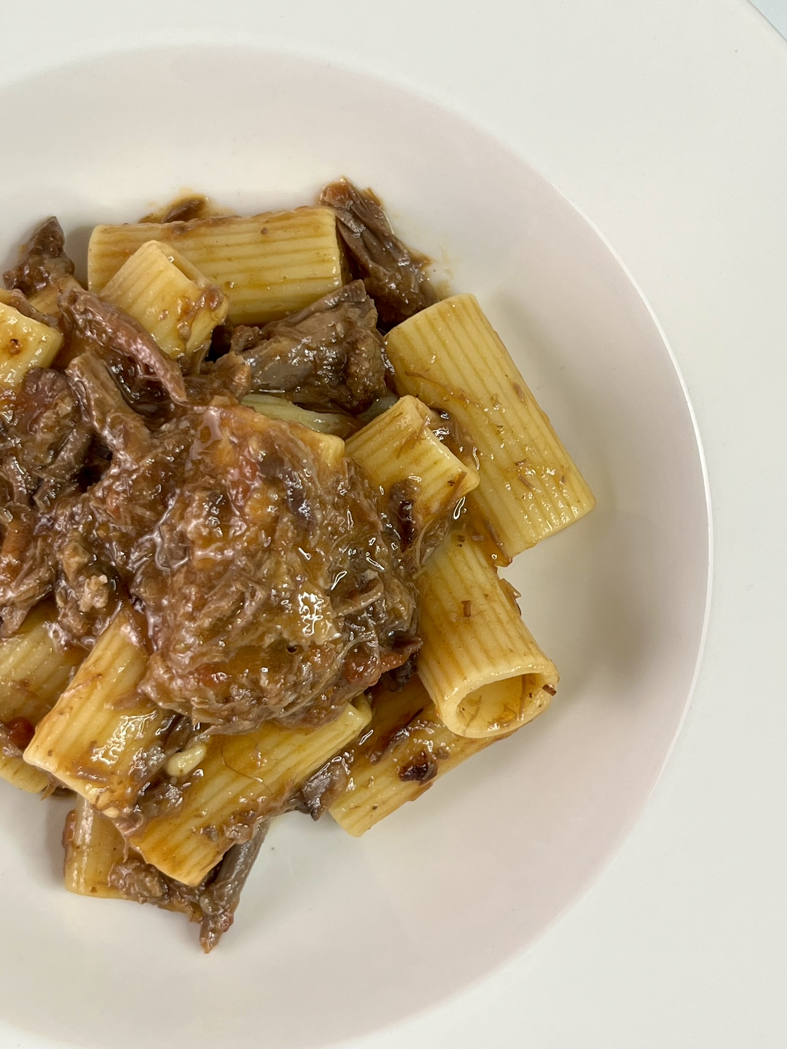 rigatoni-au-ragout-de-queue-de-boeuf