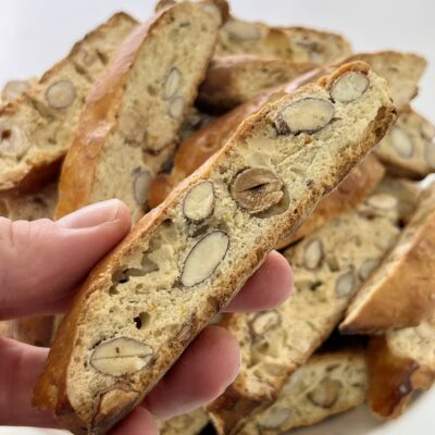 cantucci-aux-amandes-et-aux-noisettes