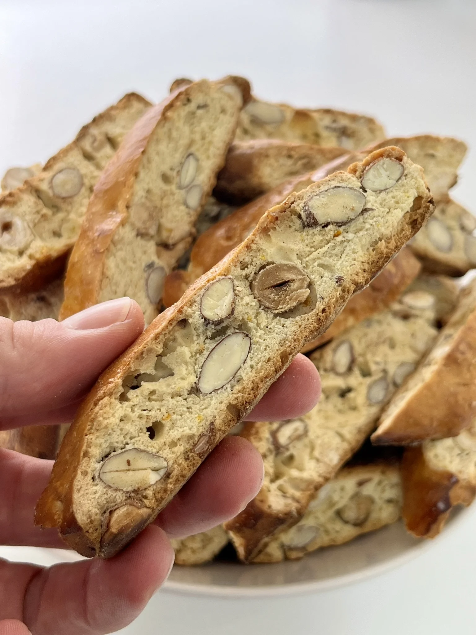 cantucci-aux-amandes-et-aux-noisettes